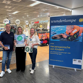 Coop City Kundinnen und Kunden unterstützen die Wunderlampe mit einer guten Tat