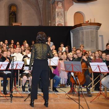 Primarschule Rüti Unterdorf veranstaltet Winterkonzert zu Gunsten der Wunderlampe