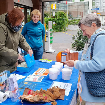 Frauen-Netzwerk Goldau verkauft Suppe für einen guten Zweck