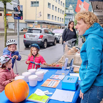 E512 Stiftung Wunderlampe_Frauen-Netzwerk Goldau Spende_1