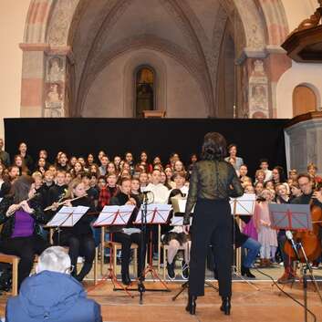 E541 Stiftung Wunderlampe_Winterkonzert Schule Rüti_1