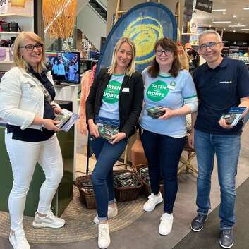 E552 Stiftung Wunderalmpe_Tag der guten Tat_Coop City_3