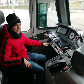 2468 Stiftung Wunderlampe_Führerstand_3