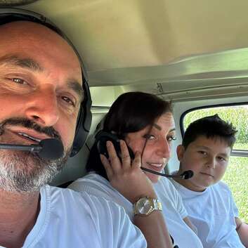 Erzen ist begeistert von seinem Alpenrundflug