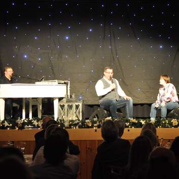 1868 Stiftung Wunderlampe_Adventsschlagershow_Rössli Illnau_1