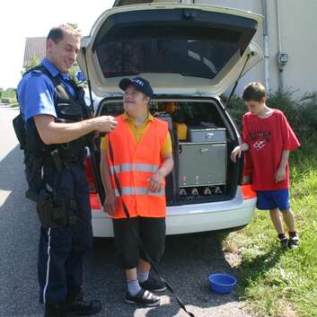 342 Stiftung Wunderlampe_Polizei_3